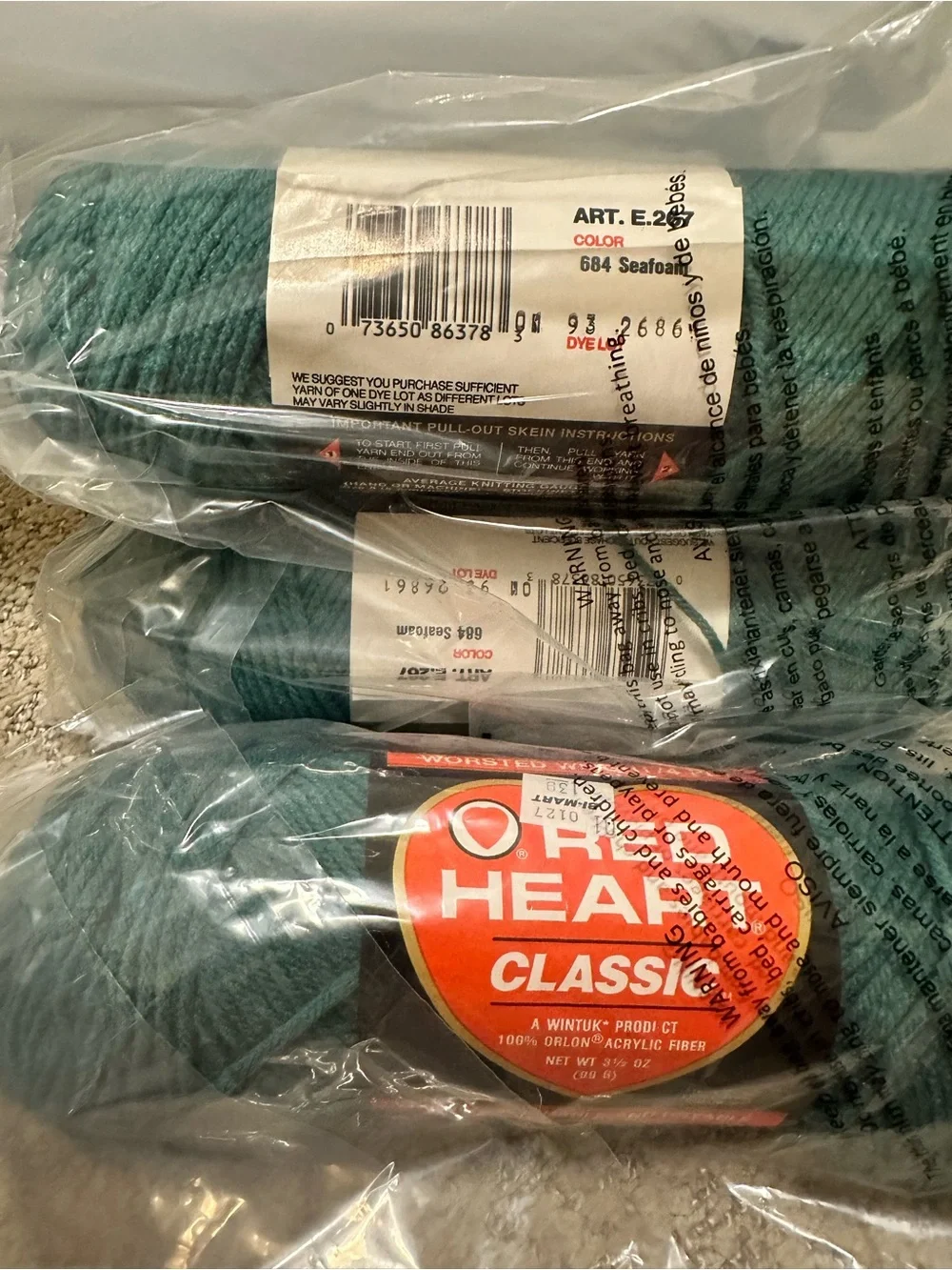 Red Heart Classic Wintuk Yarn - Seafoam Green (684) - 3 Skeins, Two Dye Lots